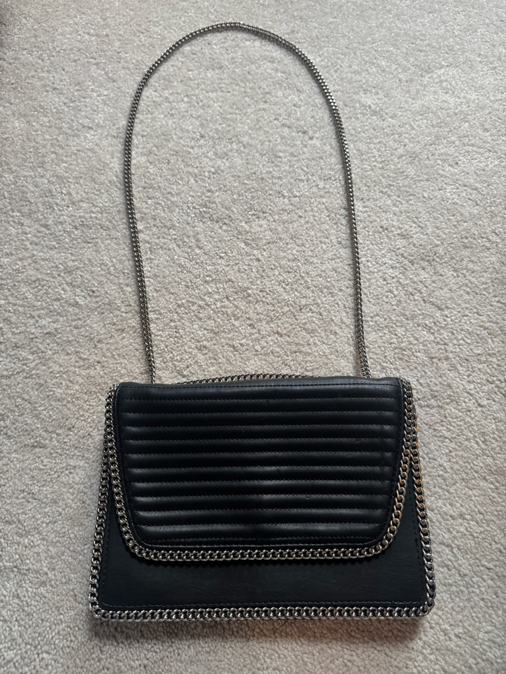 Women’s Quilted Chain Shoulder Bag - Black